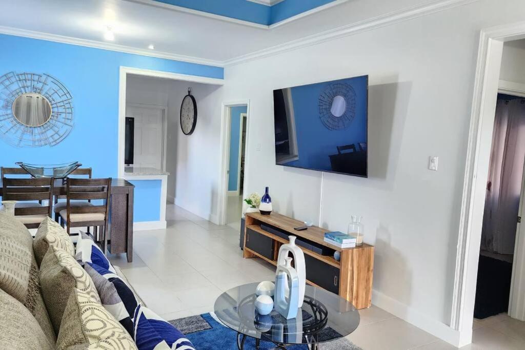 Snooze At Oceanpointe Villa Lucea Buitenkant foto